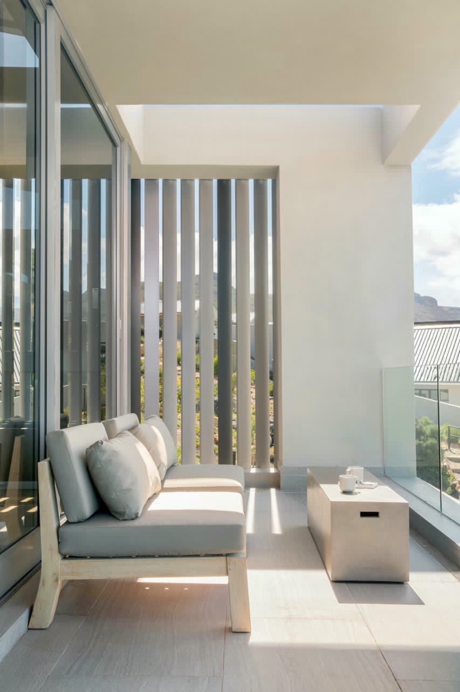 4 Bedroom Property for Sale in Stonehurst Mountain Estate Western Cape